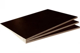 фото товара Фанера ламинированная 1,22х2,44х6 мм гл/сетка